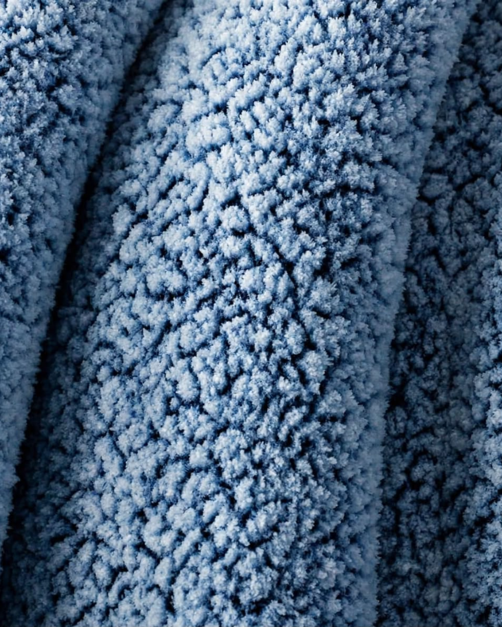 Snow White Frost Blue